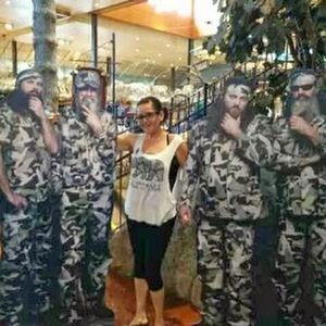 Meet your Posher, Roxanne